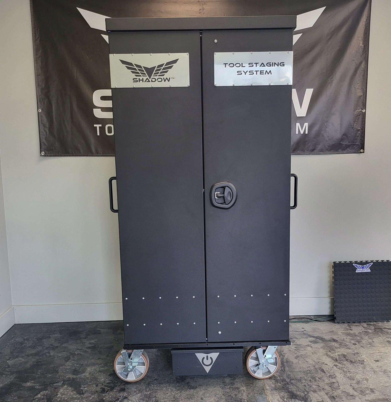 FOLDABLE MOBILE TOOL CART WITH 1100 TOOLS